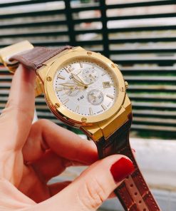 Đồng hồ Salvatore Ferragamo nam dây cao su màu nâu