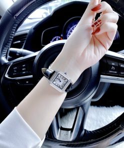 Đồng hồ Cartier nữ dây da màu đen