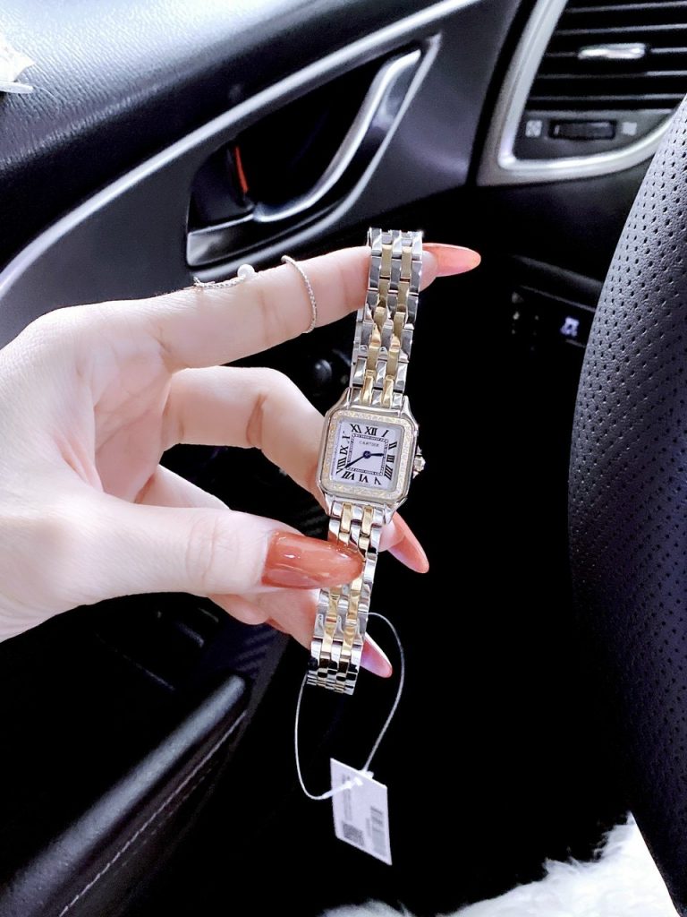 Đồng hồ Cartier nữ mặt vuông