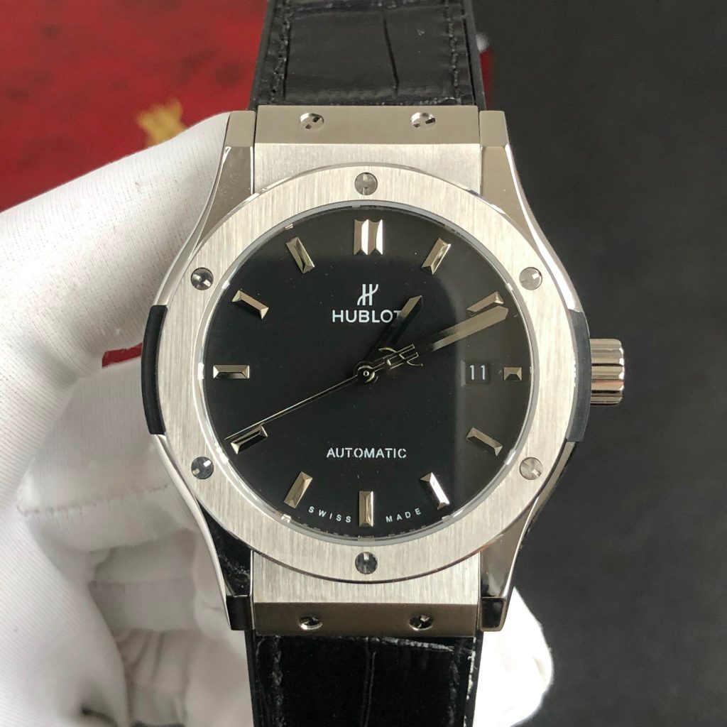 Đồng hồ Hublot ZF màu đen