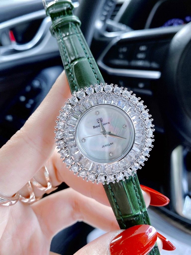 Đồng hồ Royal Crown nữ dây da màu xanh lá cây
