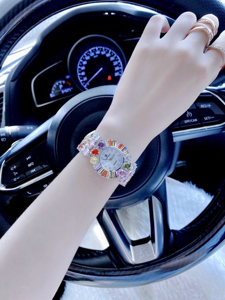 Đồng hồ Royal Crown nữ giá rẻ