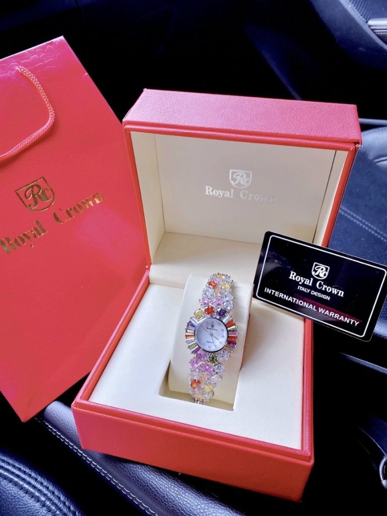 Đồng hồ nữ đính đá Royal Crown