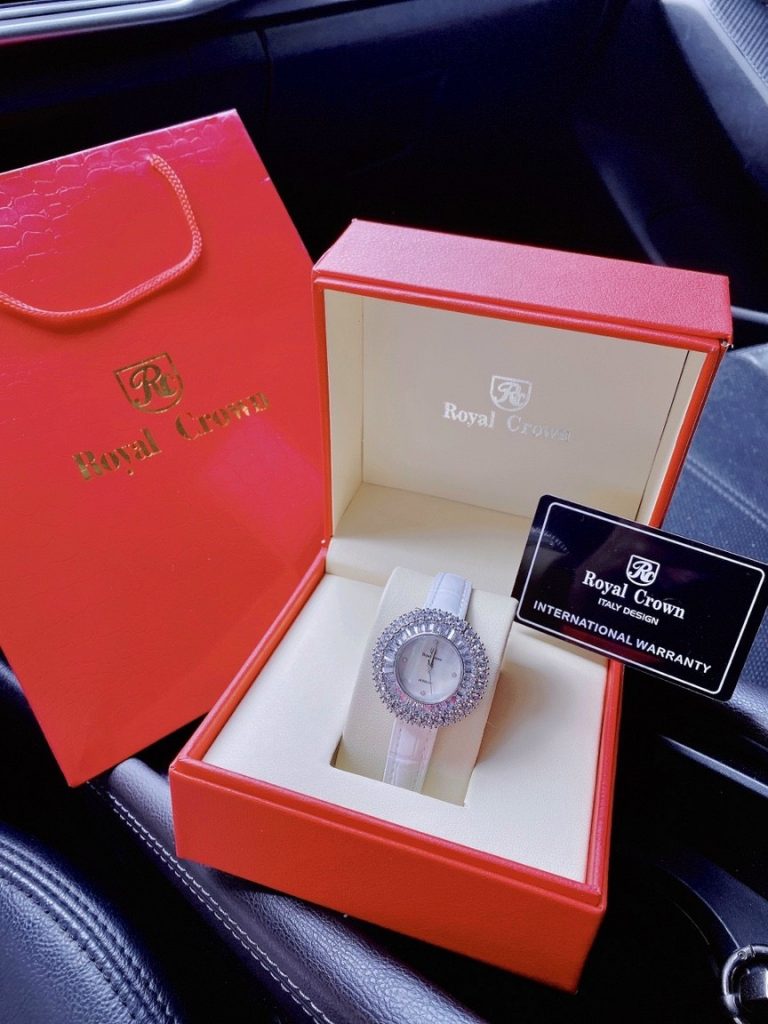 Đồng hồ nữ đính đá Royal Crown