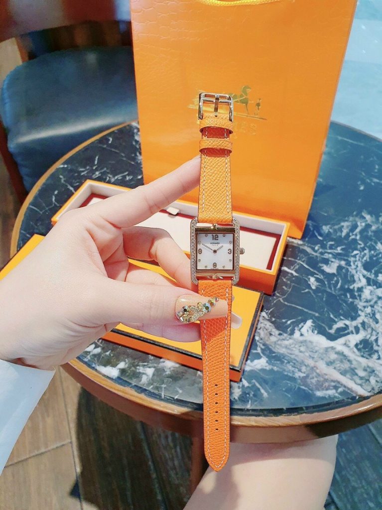 Đồng hồ Hermes nữ dây da màu cam