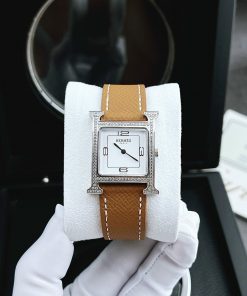 Đồng hồ Hermes nữ mặt vuông