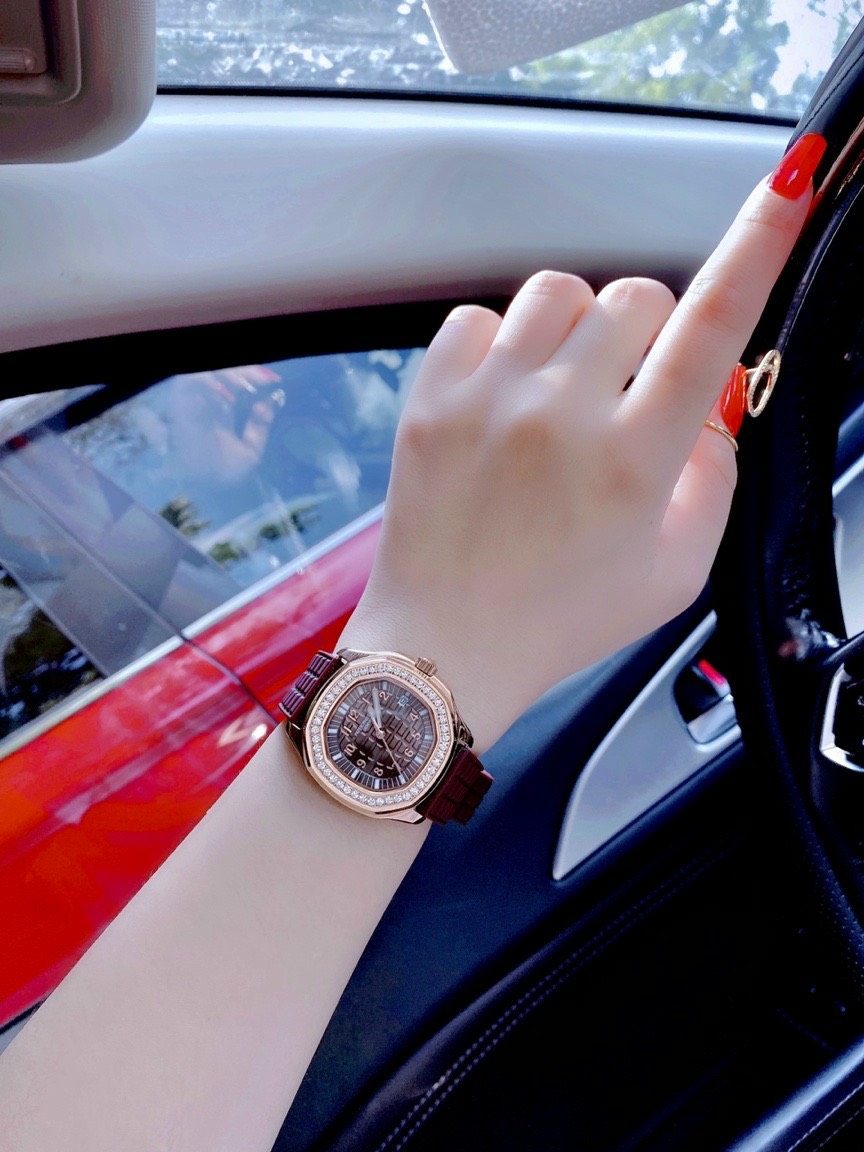 Đồng hồ PAtek Philippe nữ đính đá Đồng hồ PAtek Philippe nữ đính đá