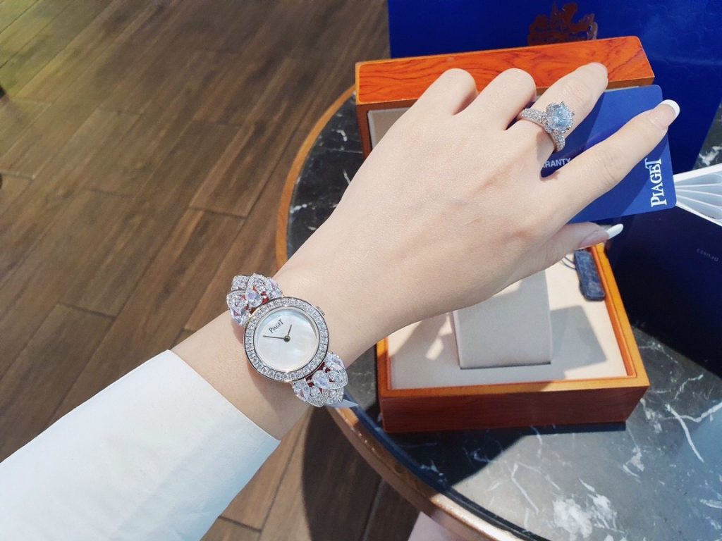Đồng hồ Piaget nữ đính đá