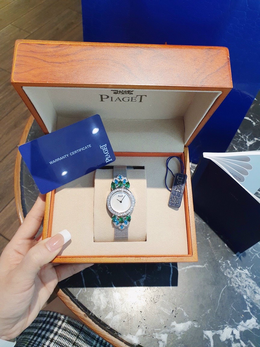 Đồng hồ nữ dây kim loại Piaget Đồng hồ nữ dây kim loại Piaget