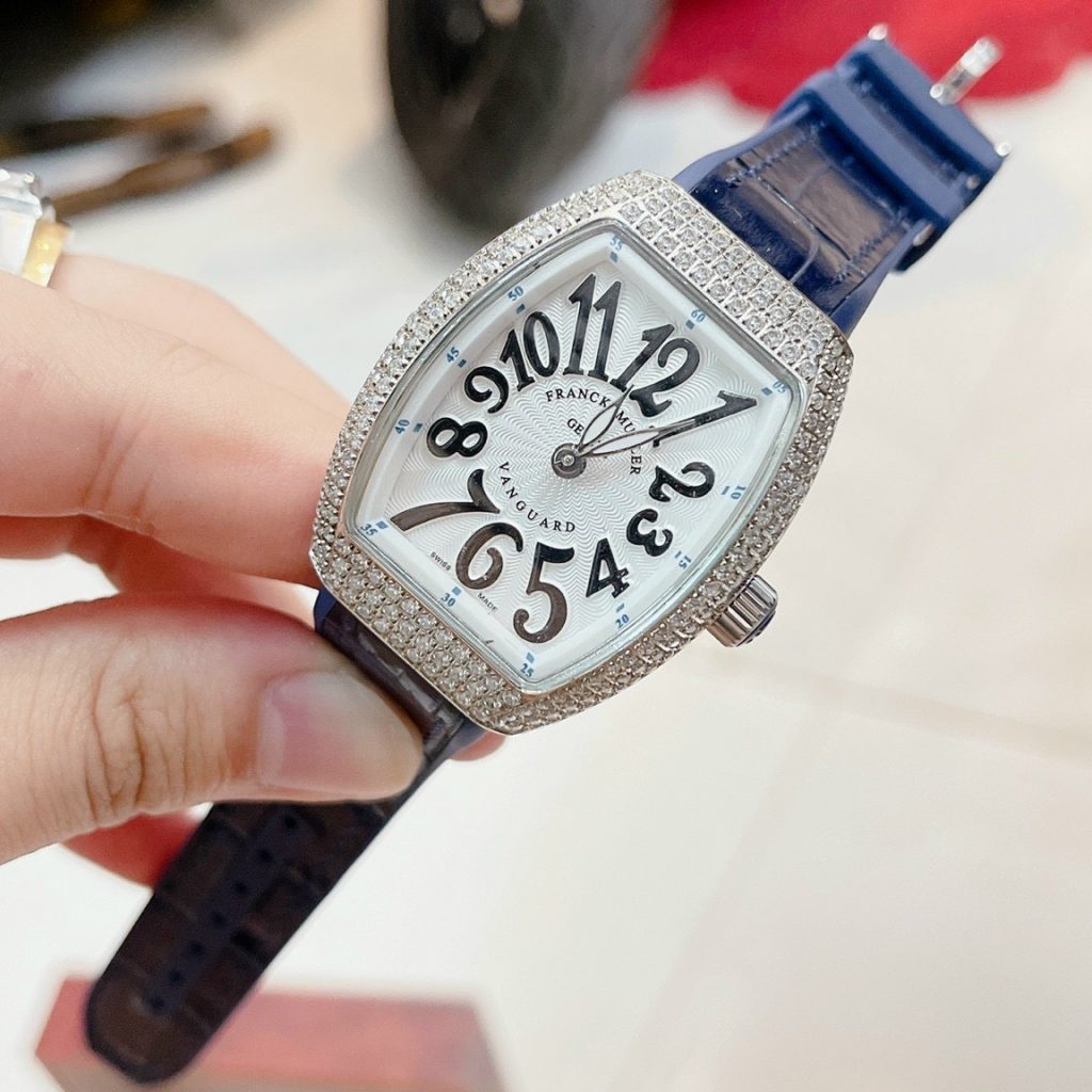 Đồng hồ Franck Muller nữ dây cao su màu xanh