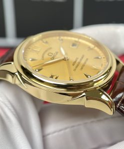Đồng hồ nam dây da màu nâu Omega