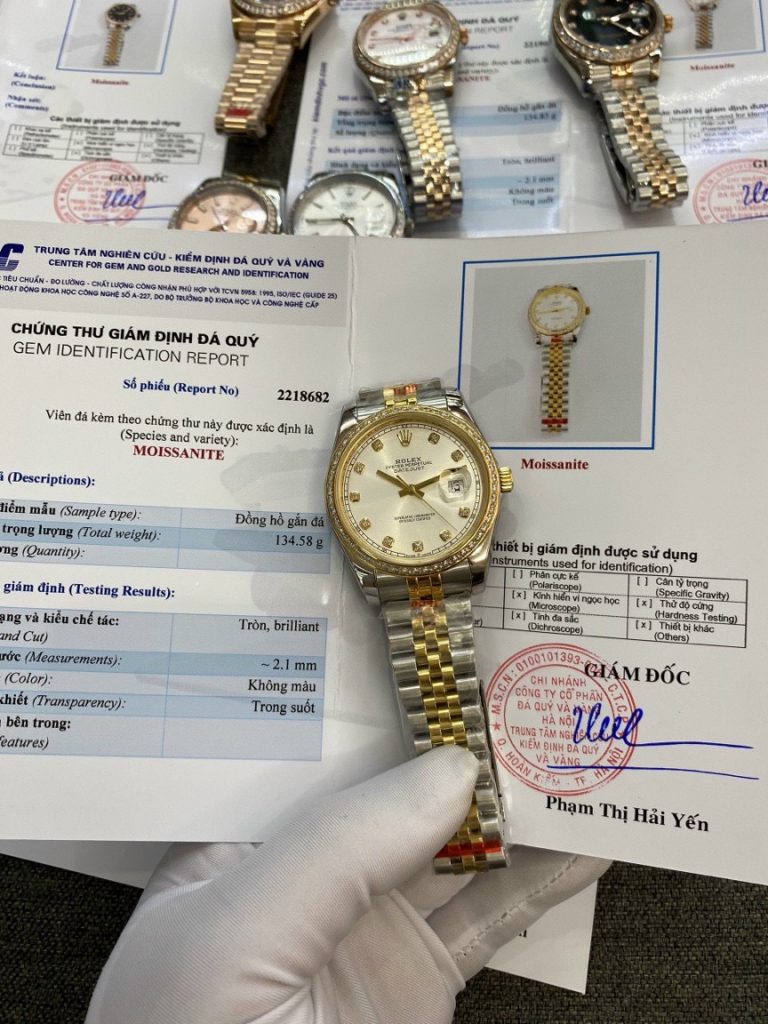 Độ kim cương đồng hồ Rolex Moissanite
