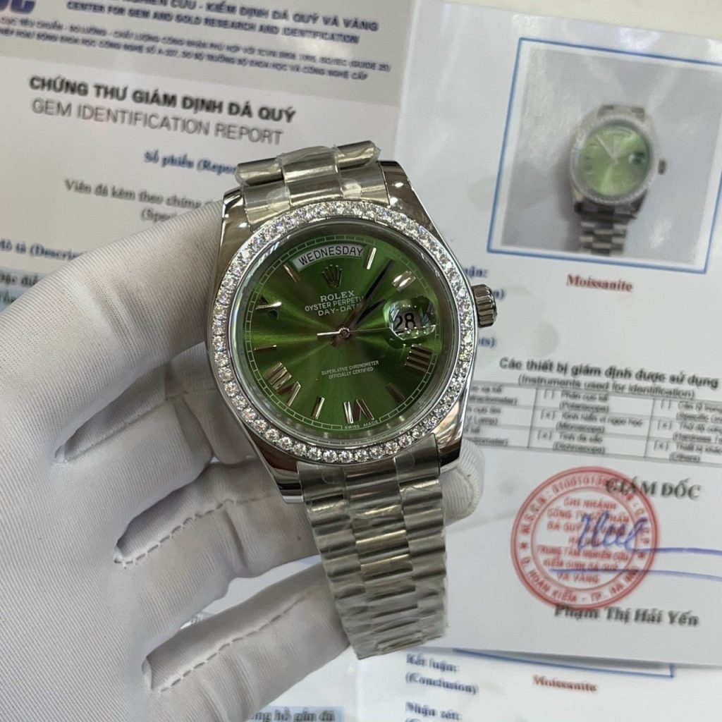 Độ kim cương đồng hồ là gì