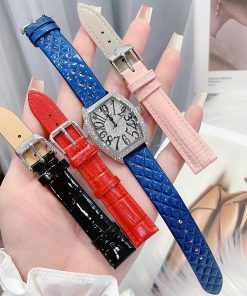 Đồng hồ Davena nữ dây da chính hãng