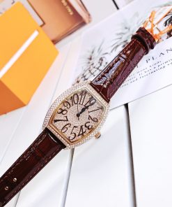 Đồng hồ Davena nữ dây da màu nâu