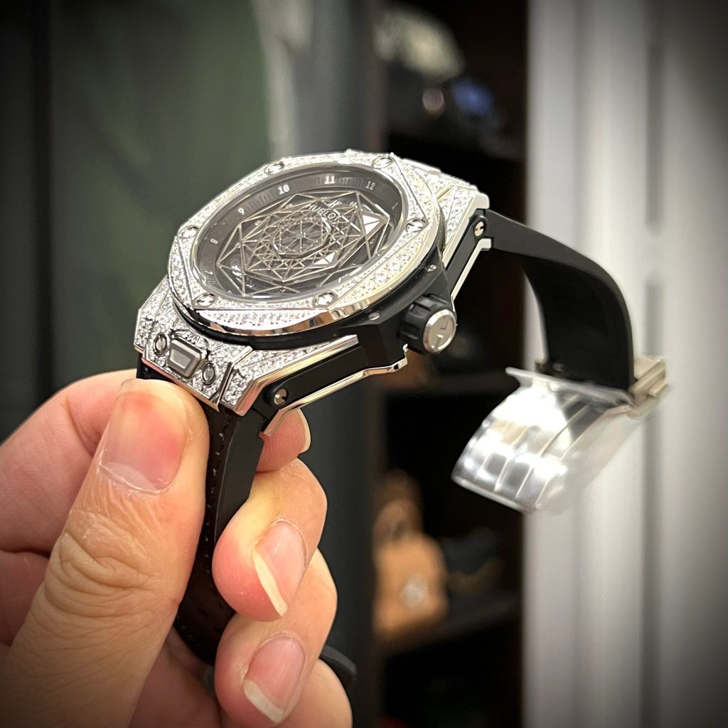 Đồng hồ Hublot Big Bang Sang Bleu Diamond