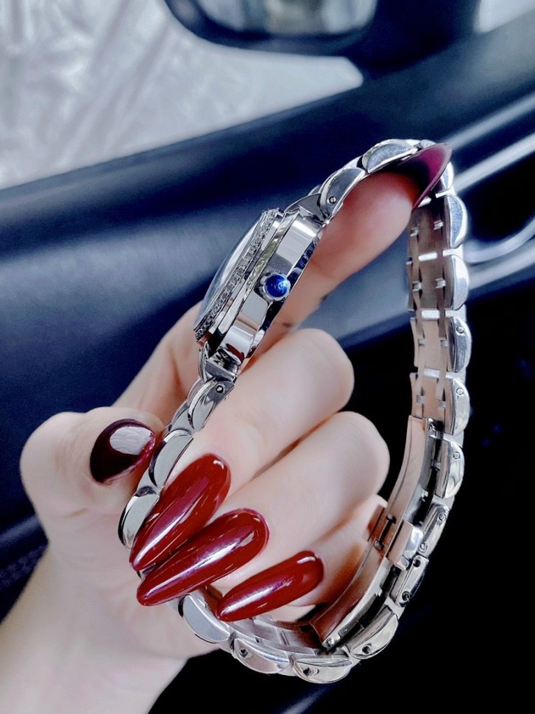 Đồng hồ Longines nữ giá rẻ