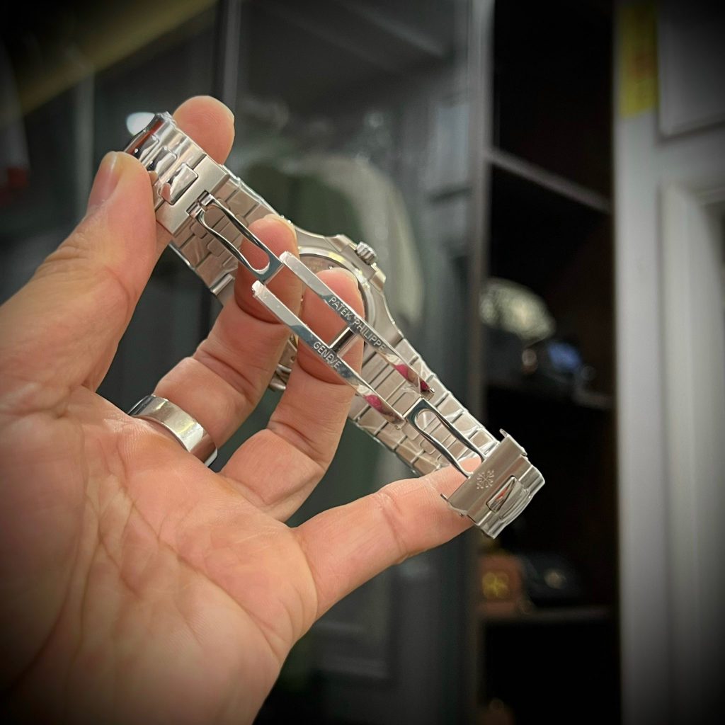 Đồng hồ Patek Philippe nam dây kim loại