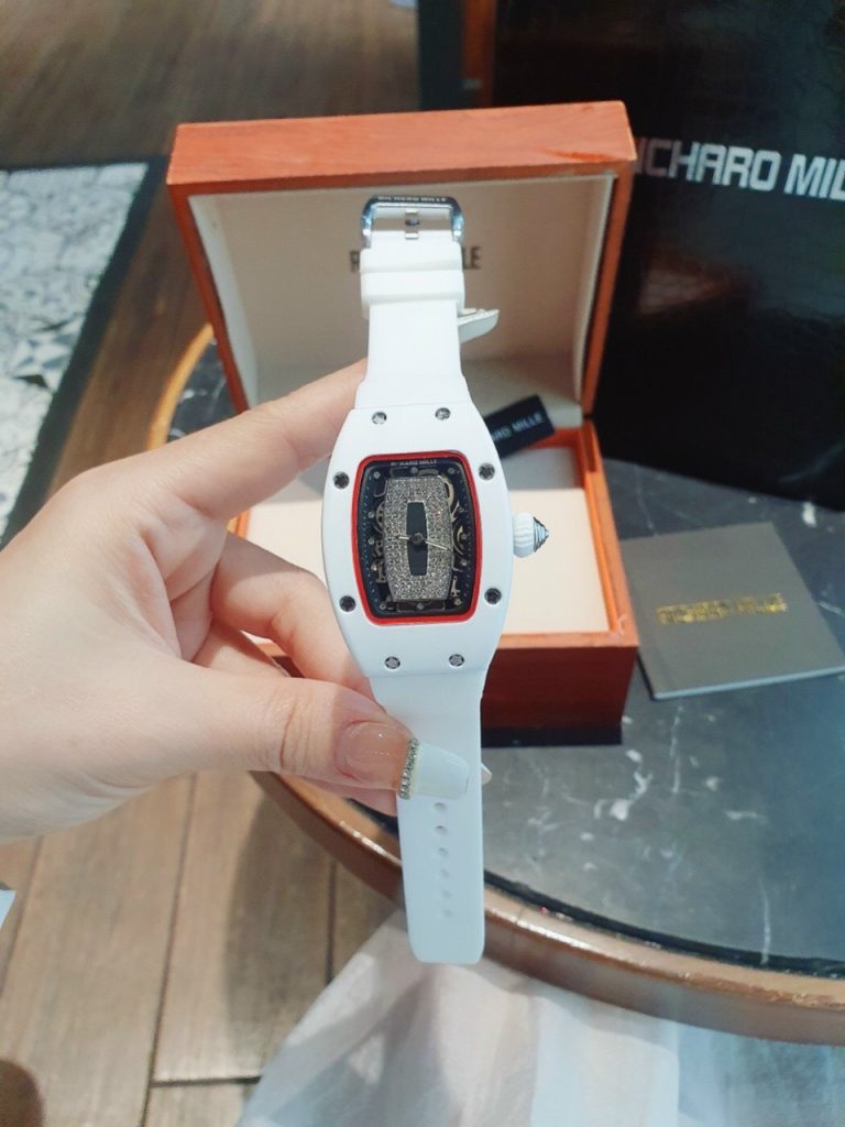 Đồng hồ Richard Mille nữ giá rẻ