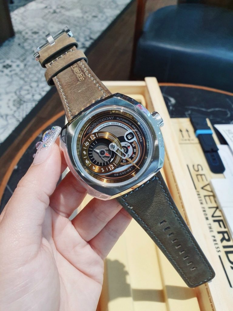 Đồng hồ SevenFriday Fake