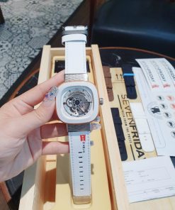 Đồng hồ SevenFriday fake