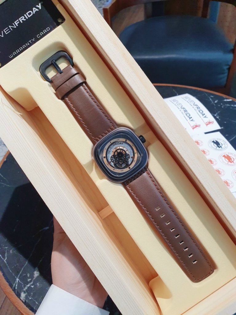 Đồng hồ SevenFriday giá rẻ