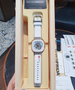 Đồng hồ SevenFriday nam dây da màu trắng