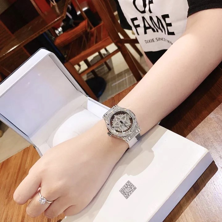 Đồng hồ nữ chính hãng Davena 31669