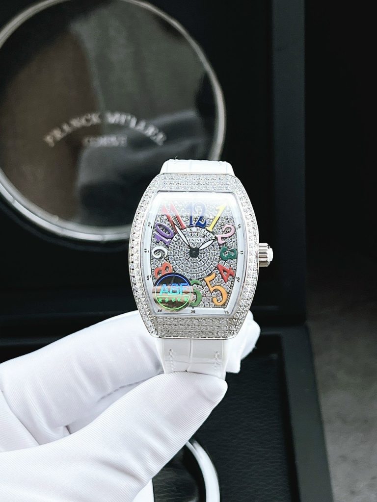 Đồng hồ Franck Muller V32 màu trắng