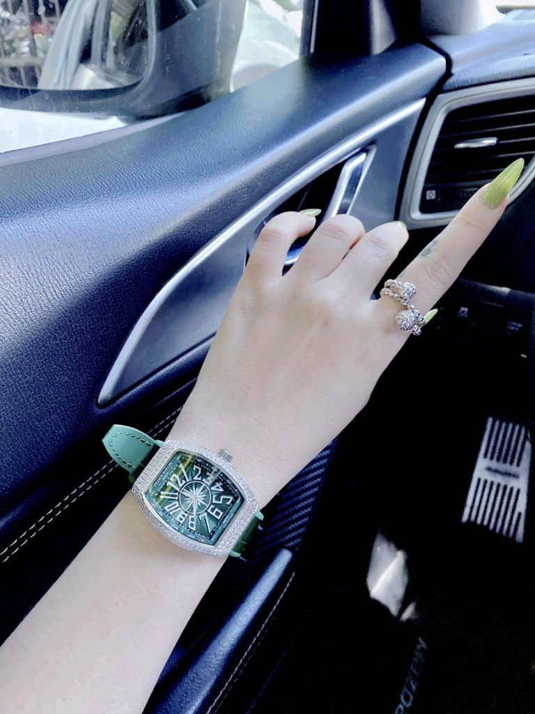 Đồng hồ Franck Muller nữ đính đá