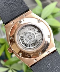 Đồng hồ Hublot Automatic cơ lộ máy