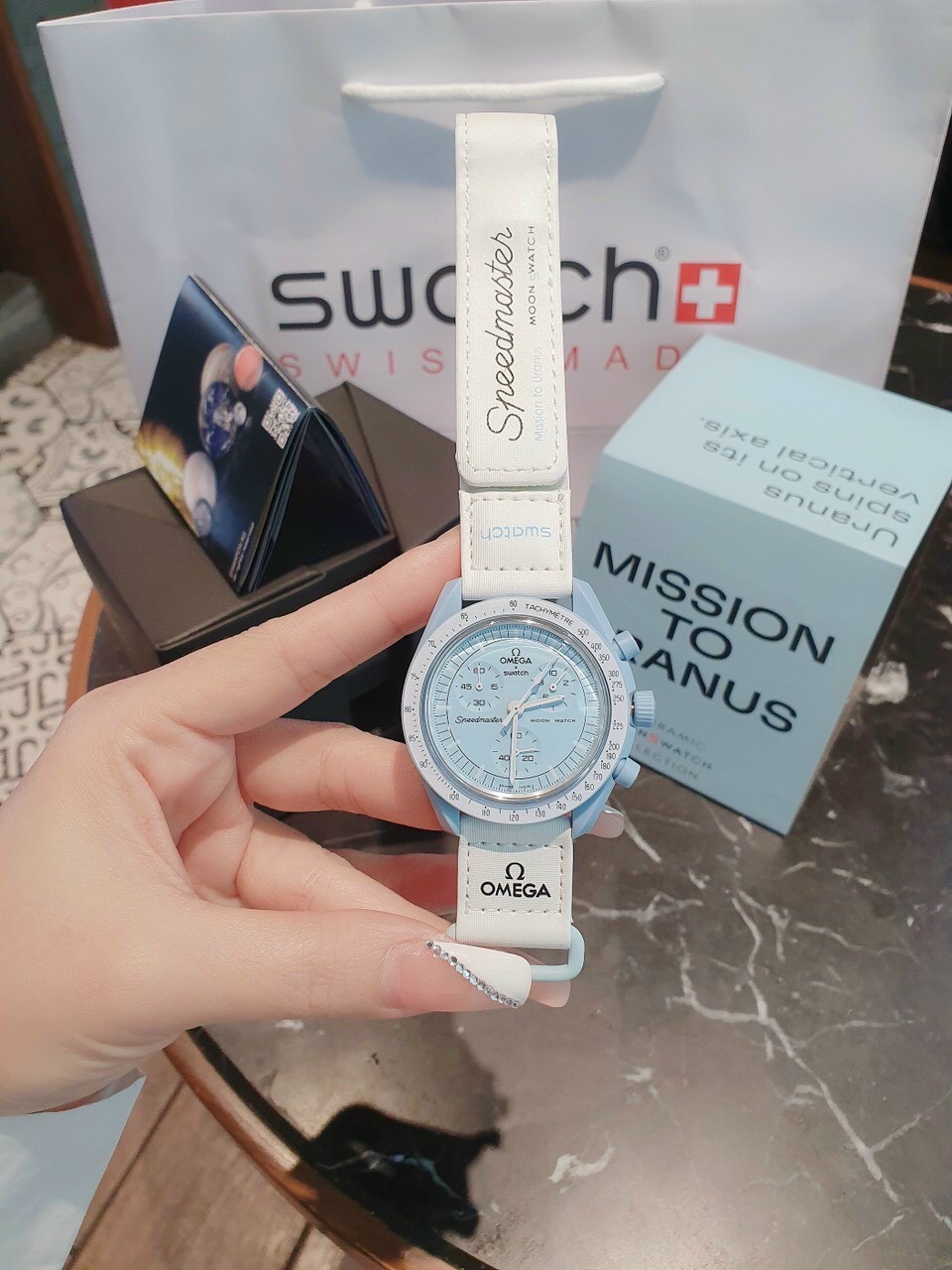 Đồng hồ Omega x Swatch fake cao cấp Đồng hồ Omega x Swatch fake cao cấp