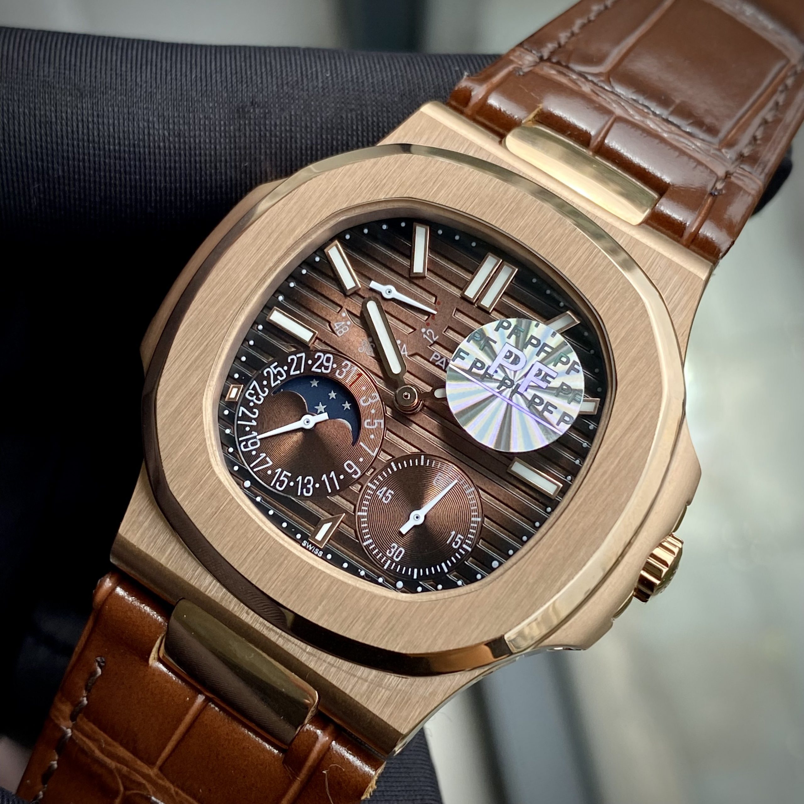 Đồng hồ Patek Philippe Super Fake 11 Đồng hồ Patek Philippe Super Fake 11