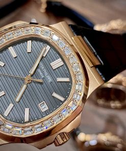 Đồng hồ nam dây da màu đen Patek Philippe