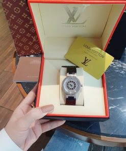 Đồng hồ nữ đính đá Louis Vuitton