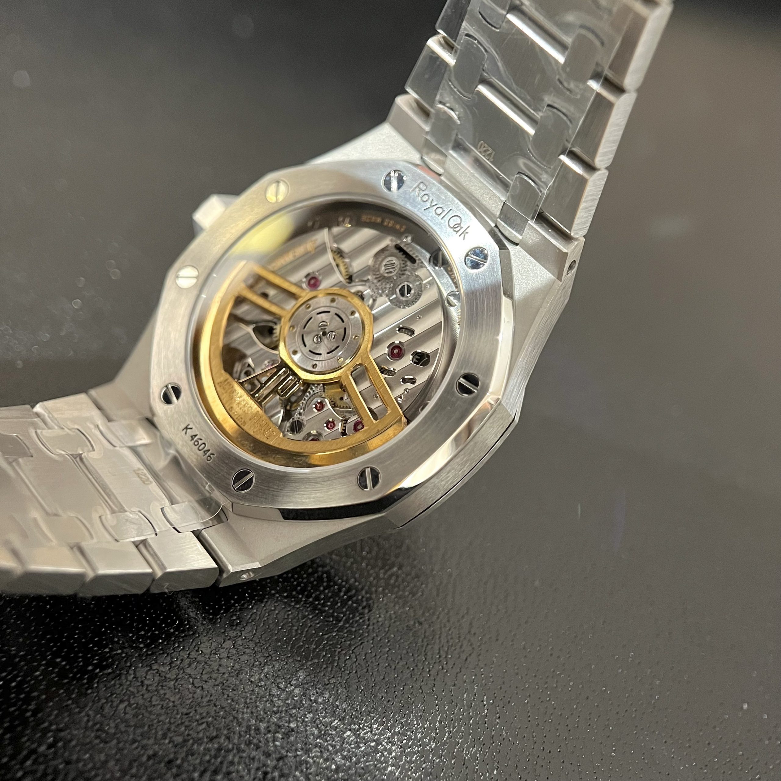 Đồng hồ Audemars Piguet AP15500 Đồng hồ Audemars Piguet AP15500