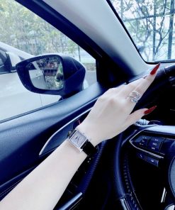 Đồng hồ Hermes nữ dây da màu đen