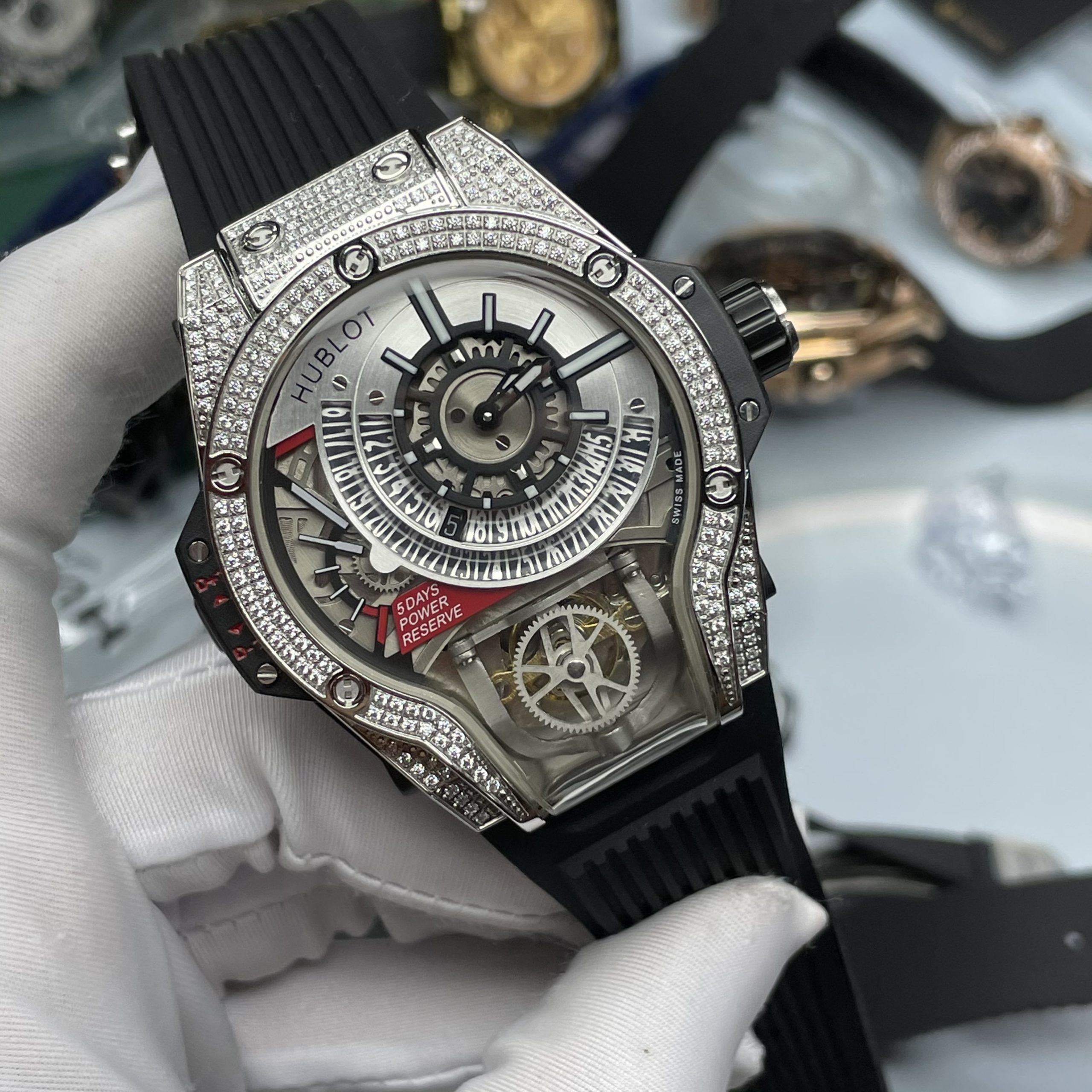 Đồng hồ Hublot đính đá Đồng hồ Hublot đính đá