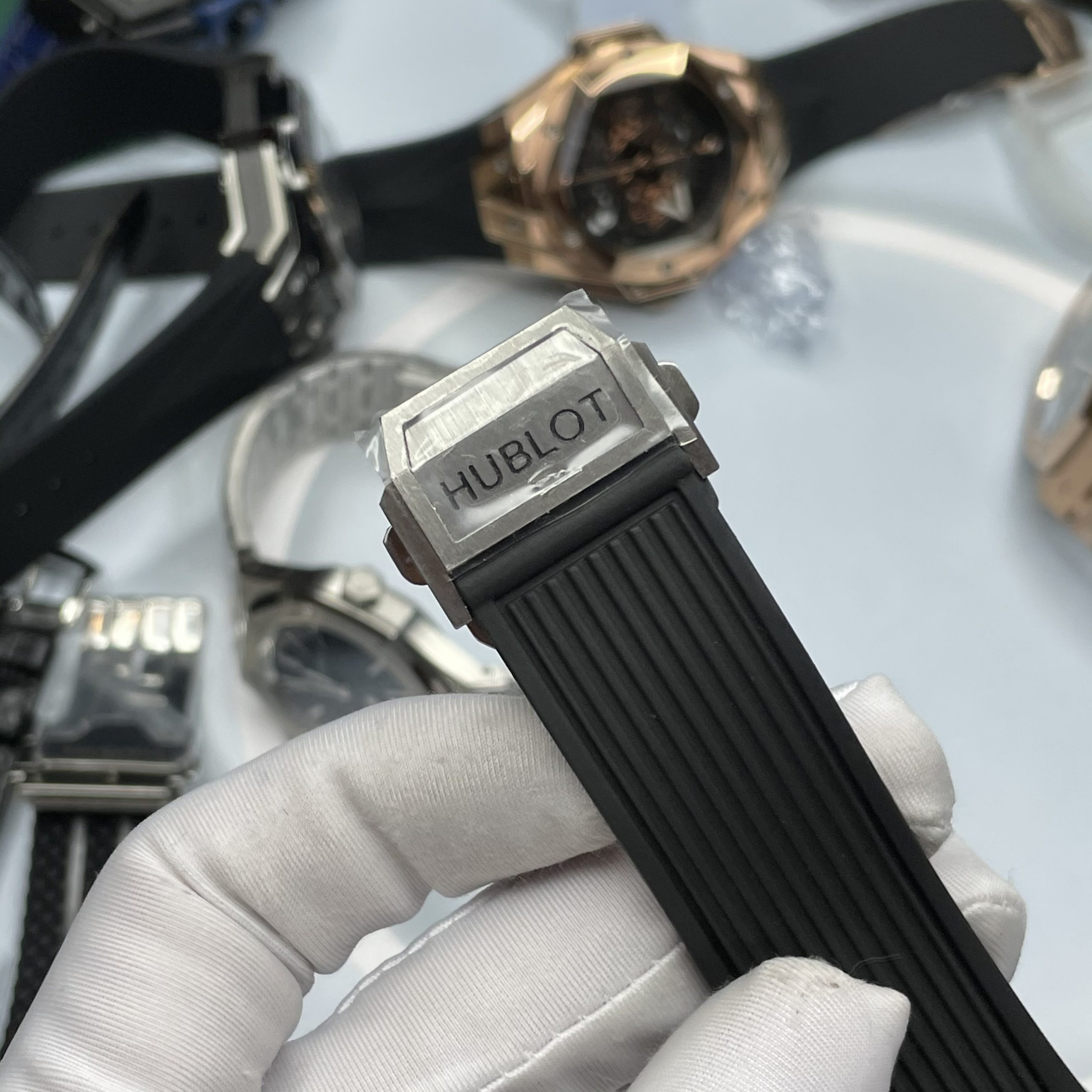 Đồng hồ Hublot nam dây cao su Đồng hồ Hublot nam dây cao su
