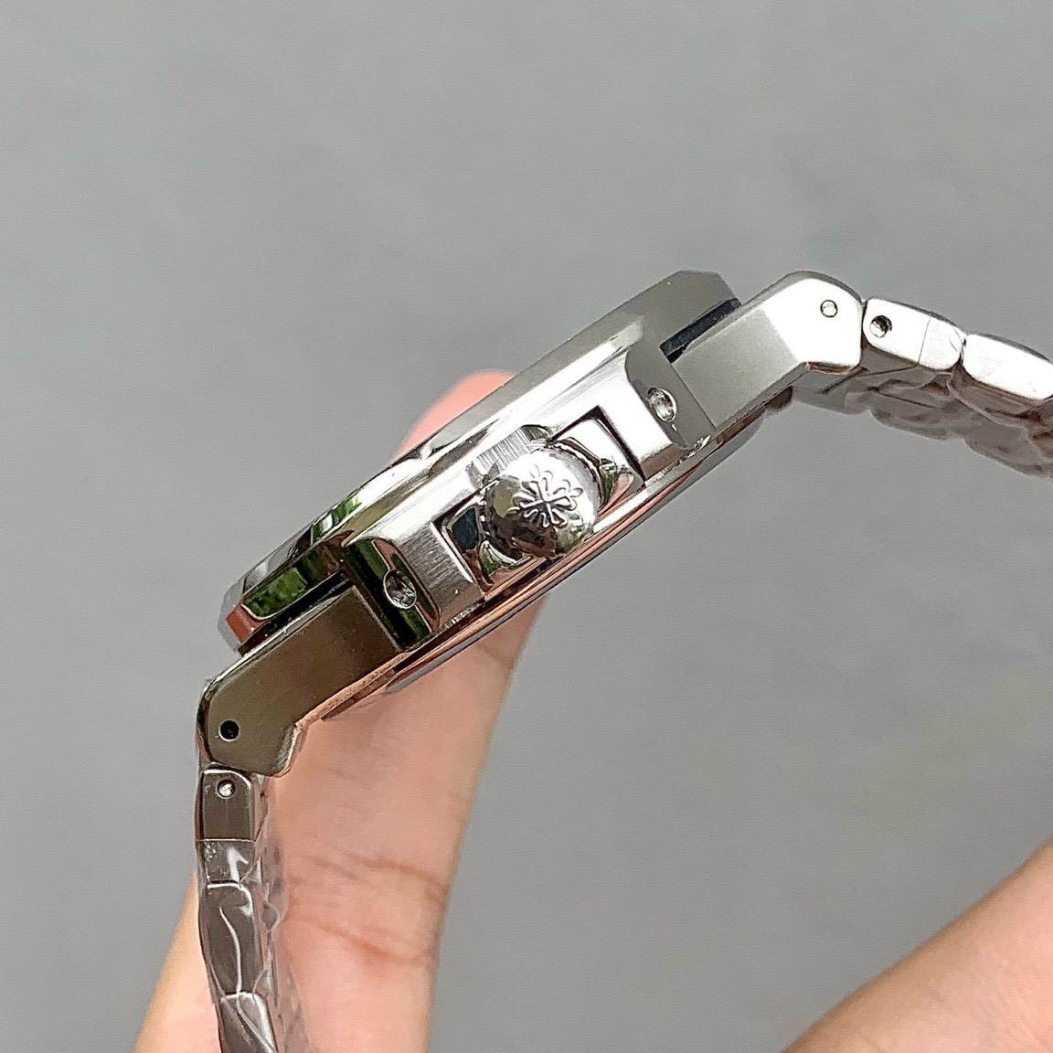 Đồng hồ Patek Philippe Fake 11 Đồng hồ Patek Philippe Fake 11