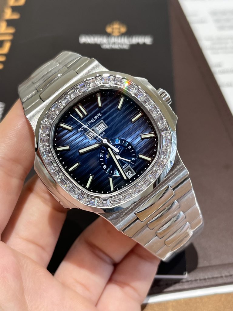Đồng hồ Patek Philippe Nautilus nam