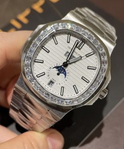 Đồng hồ Patek Philippe Nautilus siêu cấp