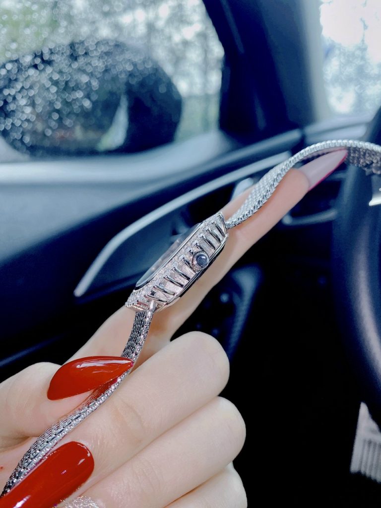 Đồng hồ Patek Philippe nữ giá rẻ