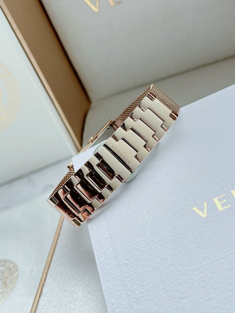 Đồng hồ Versace nữ giá rẻ