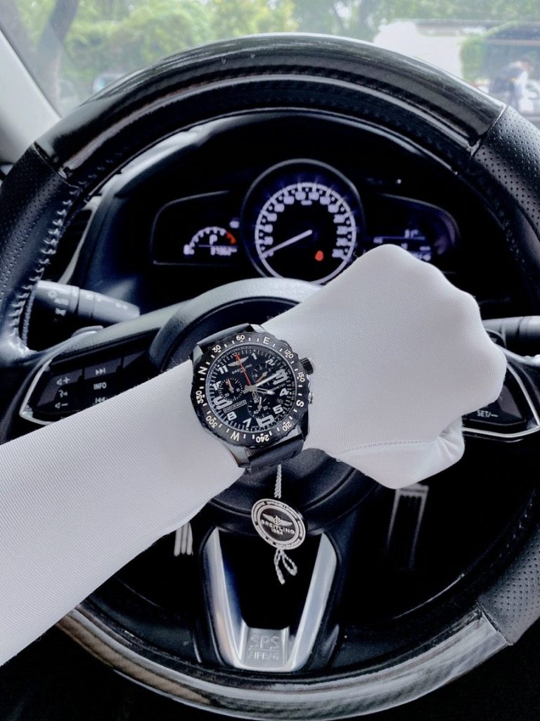 Đồng hồ Breitling Endurance Pro Super Fake Nhật nam màu đen