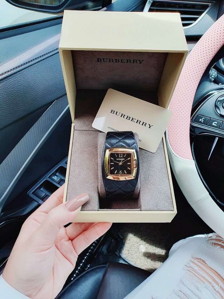 Đồng hồ Burberry fake cao cấp