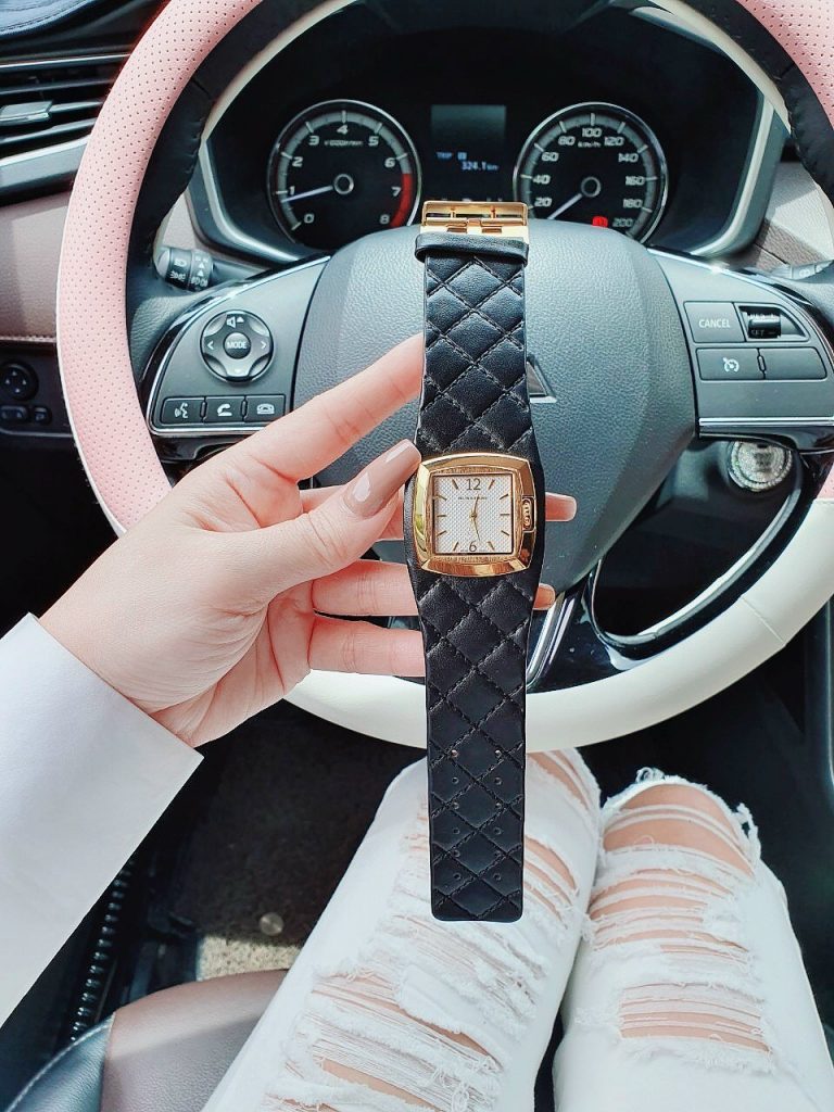 Đồng hồ Burberry nữ dây da