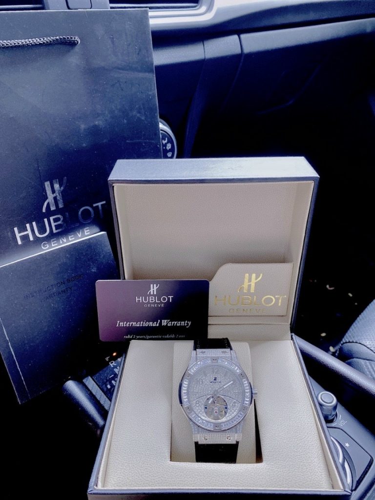 Đồng hồ Hublot Classic Fusion Full Diamonds nam