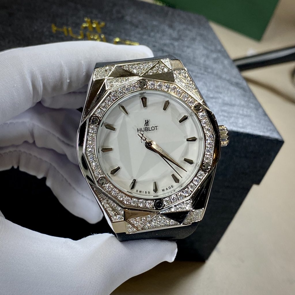 Đồng hồ Hublot Orlinski đính đá