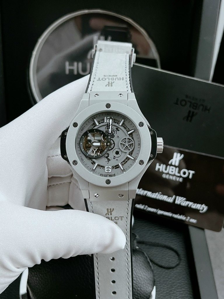 Đồng hồ Hublot nam màu xám